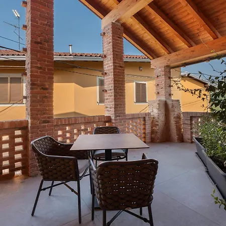 Decanter House Borgomanero