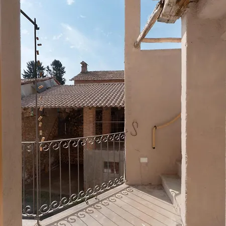 Decanter House مزرعة للإقامة