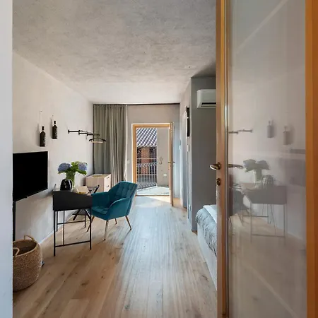 مزرعة للإقامة Decanter House بورجومانارو