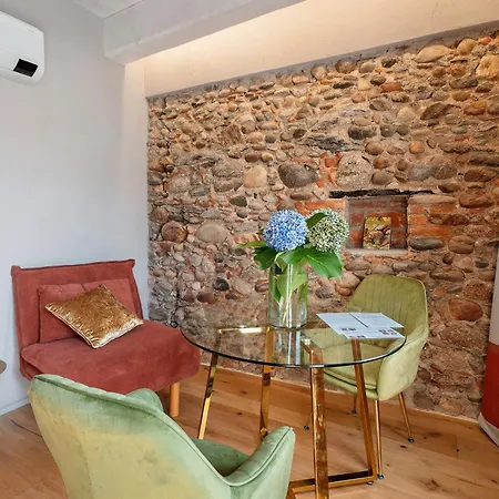 Decanter House Alojamento de Turismo Rural Borgomanero